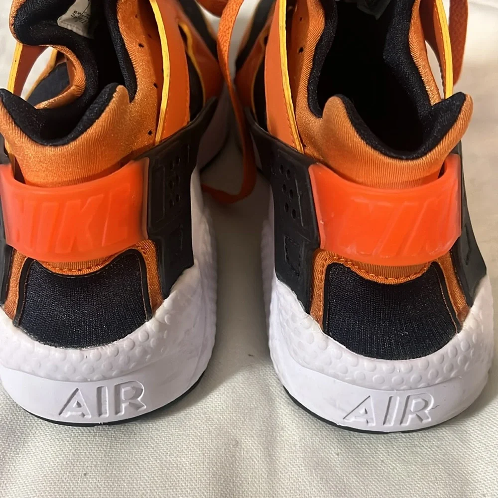 Nike Air Huarache “Hot Curry” - Picture 4 of 5